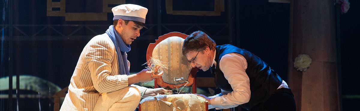 «12 стульев» на закрытие сезона: премьера в Иркутском драматическом 