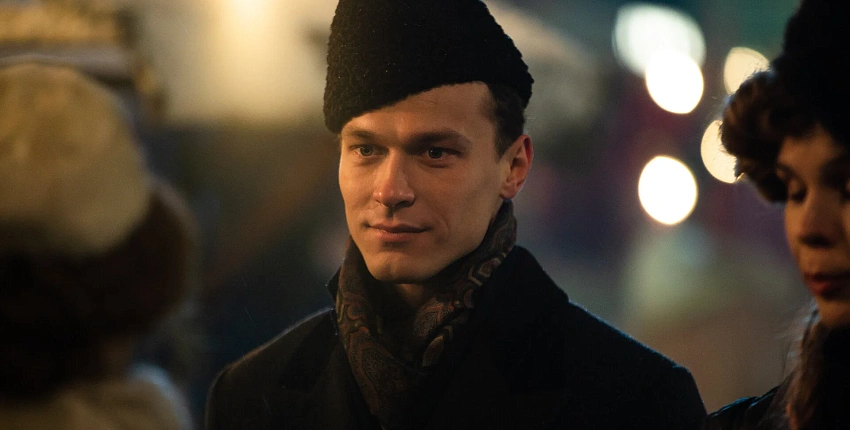 Юра Борисов и Марк Эйдельштейн снялись в ленте американского режиссера Шона Бэйкера