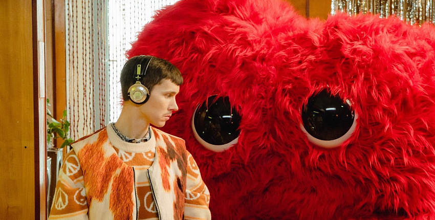 Антоха МС выпустил клип на трек «Ритм сердца»