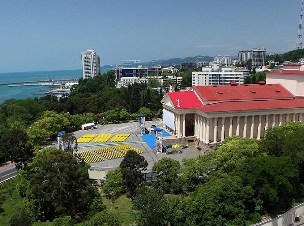 Зимний Театр