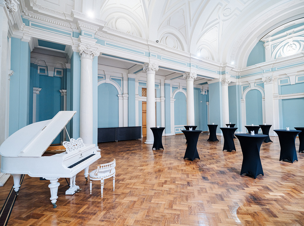 Пространство "ДВОРЕЦ КВАРЕНГИ"