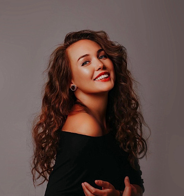 Хатина Елена