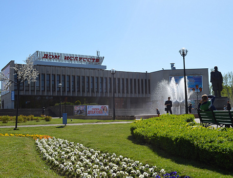 Концертно-театральный комплекс "Дом искусств"