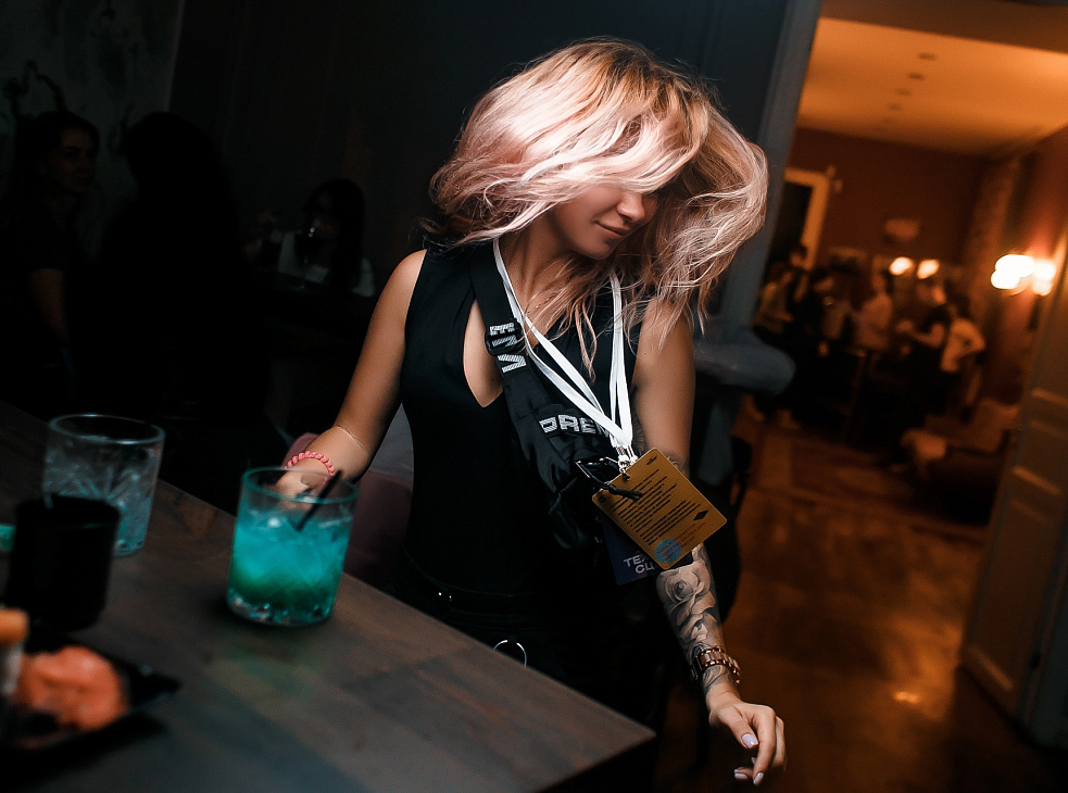 Commode | Self-cost bar