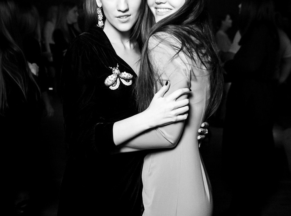 BAR60 Music & Cocktails