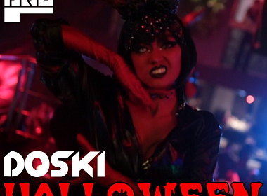 Жаркий Halloween в баре DOSKI