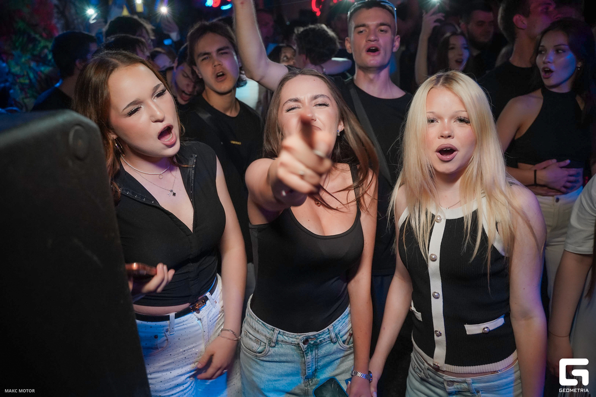FUNKY PARTY 8