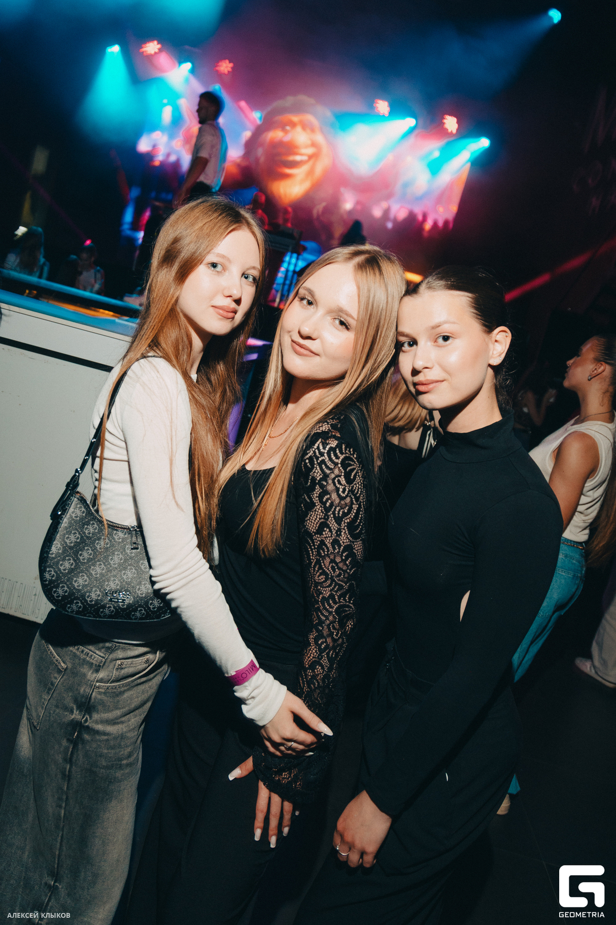 ДЕВИЧНИК 7