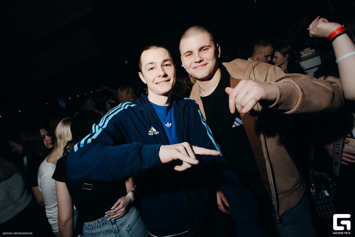 ДЕВИЧНИК 23
