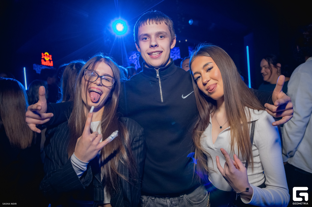 Friday at Fu Club