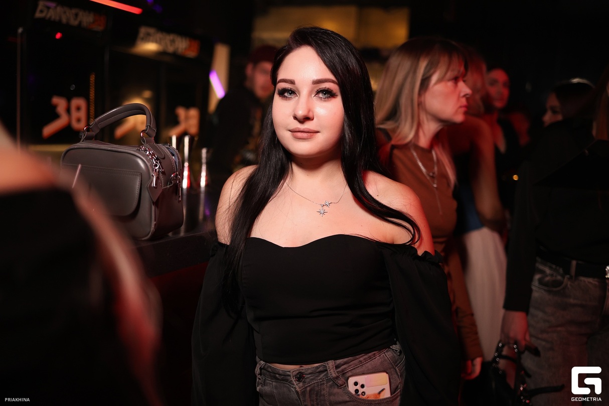 Saturday party 30