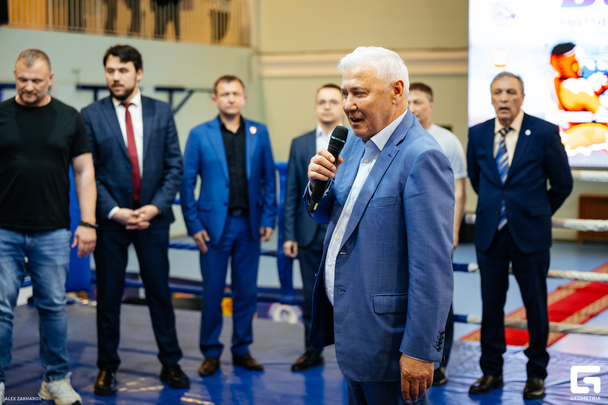 Матчевая встреча по боксу 18