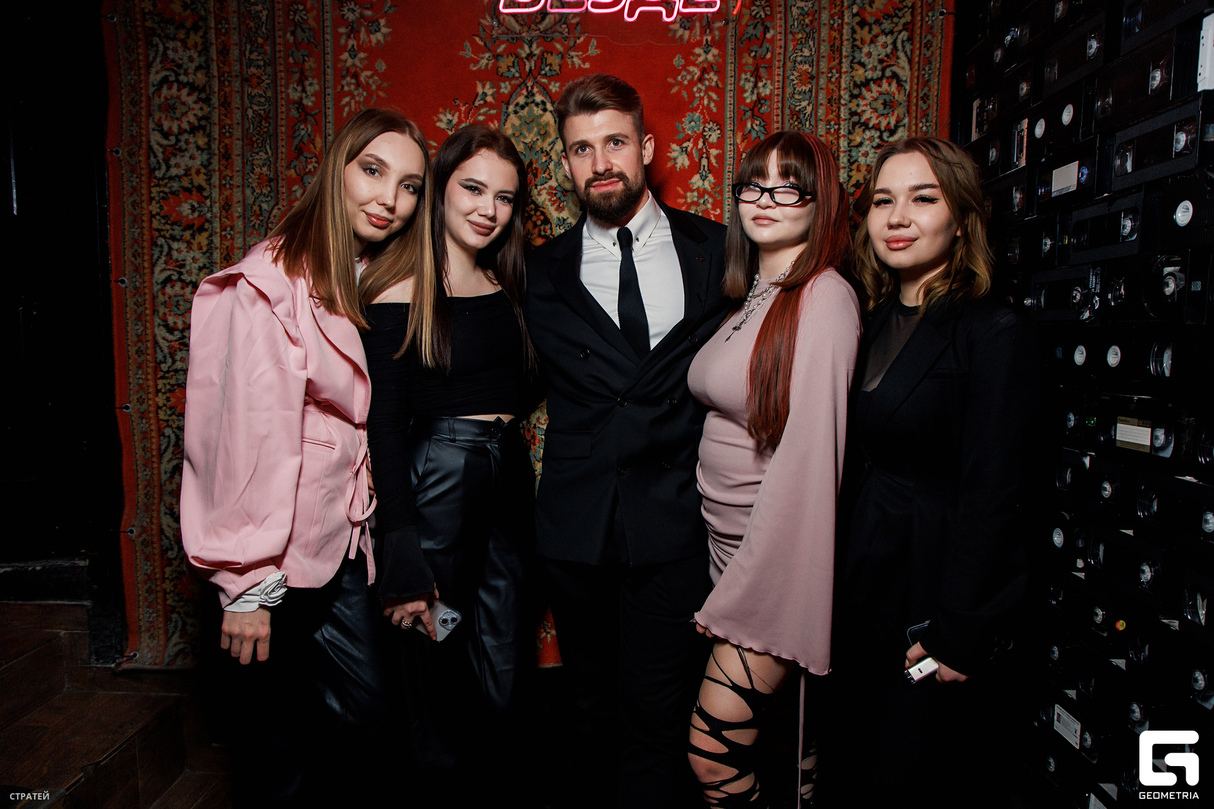 Новогодние корпоративы в Ретро! 23