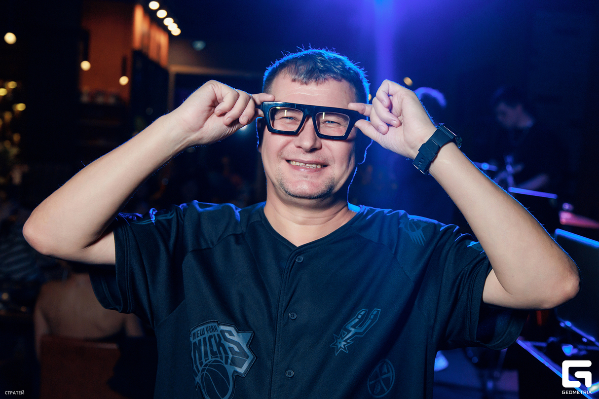 Halloween Party в стиле 2000-х! 26