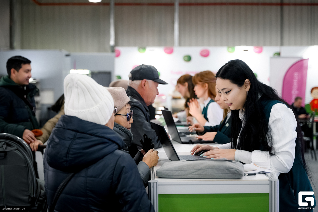Первая городская выставка-форум «PROзрение» от сети клиник Центр зрения и оптики Ocularia 7