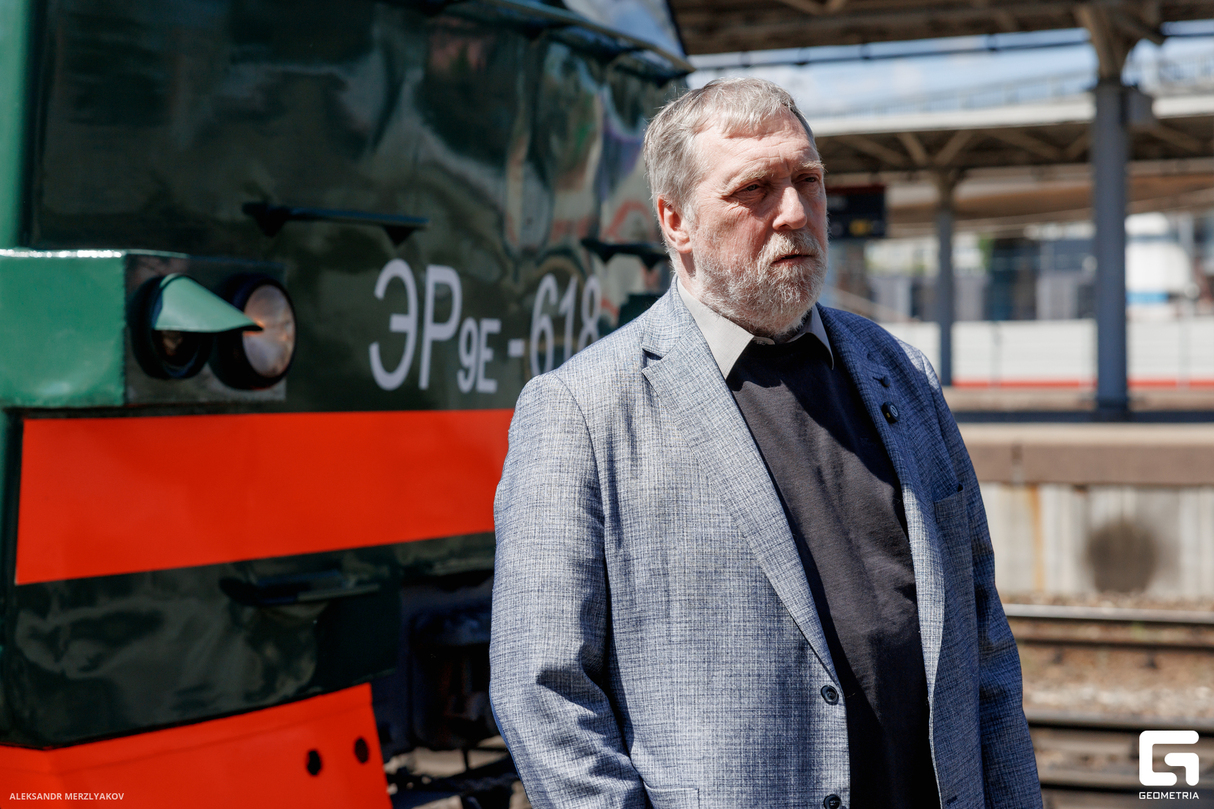 Запуск восстановленного ретроэлектропоезда ЭР9Е № 618 «Красная птица» 12