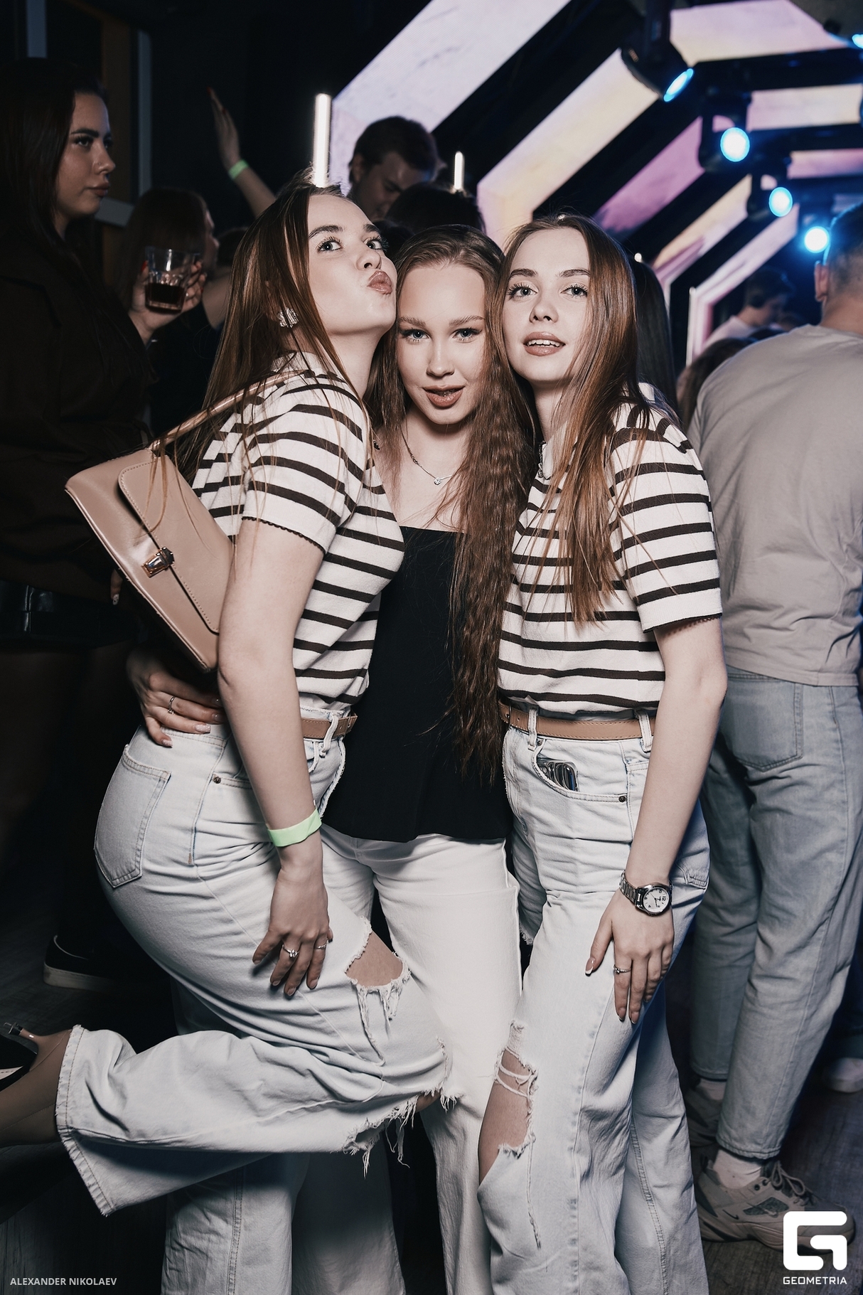Движ 14