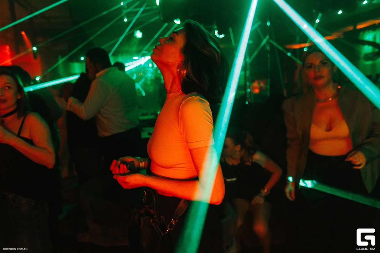 RESIDENTS NIGHT 17