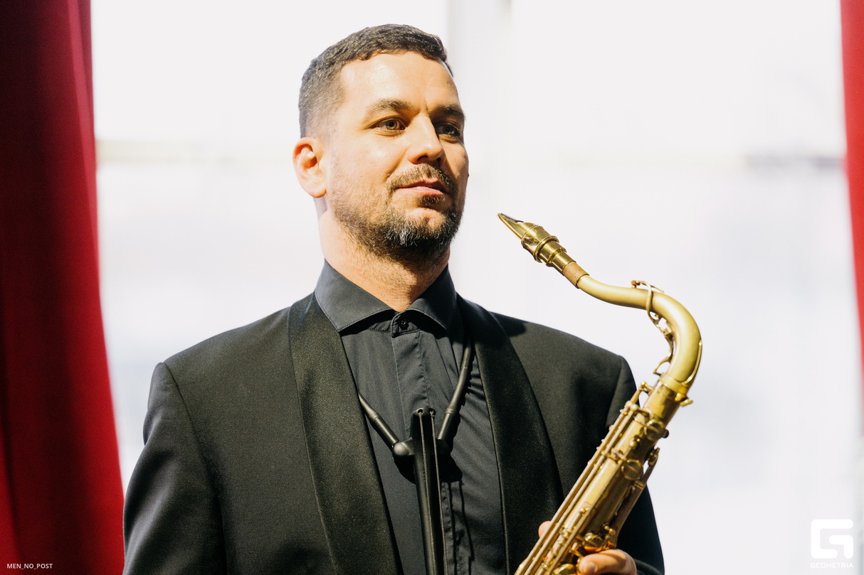 Новогодний JAZZ для резидентов Эпицентра 27