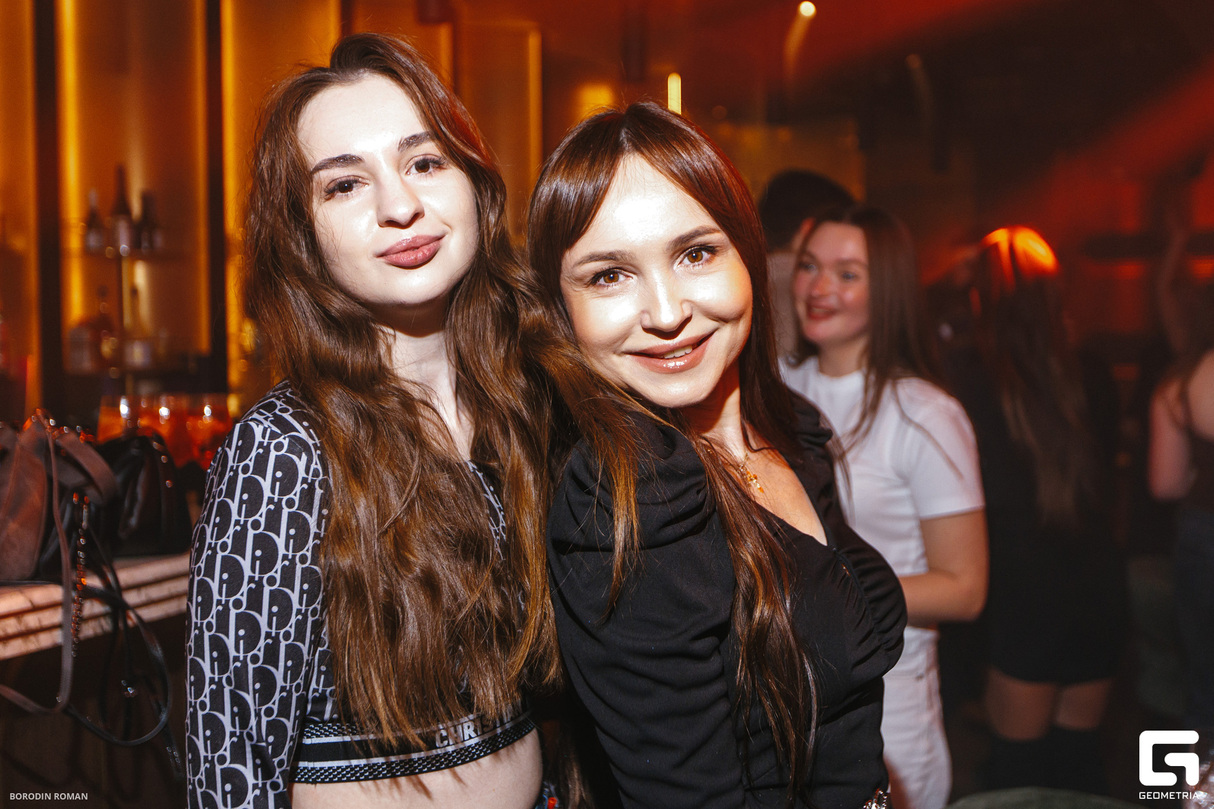 RESIDENTS NIGHT 13