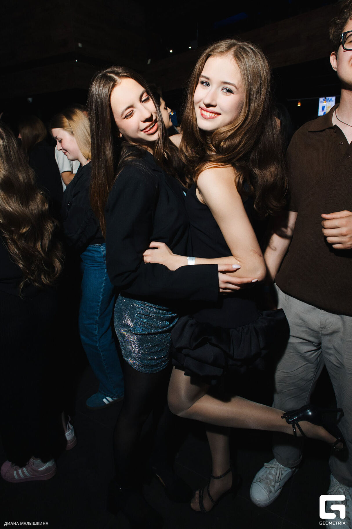 ДЕВИЧНИК 14