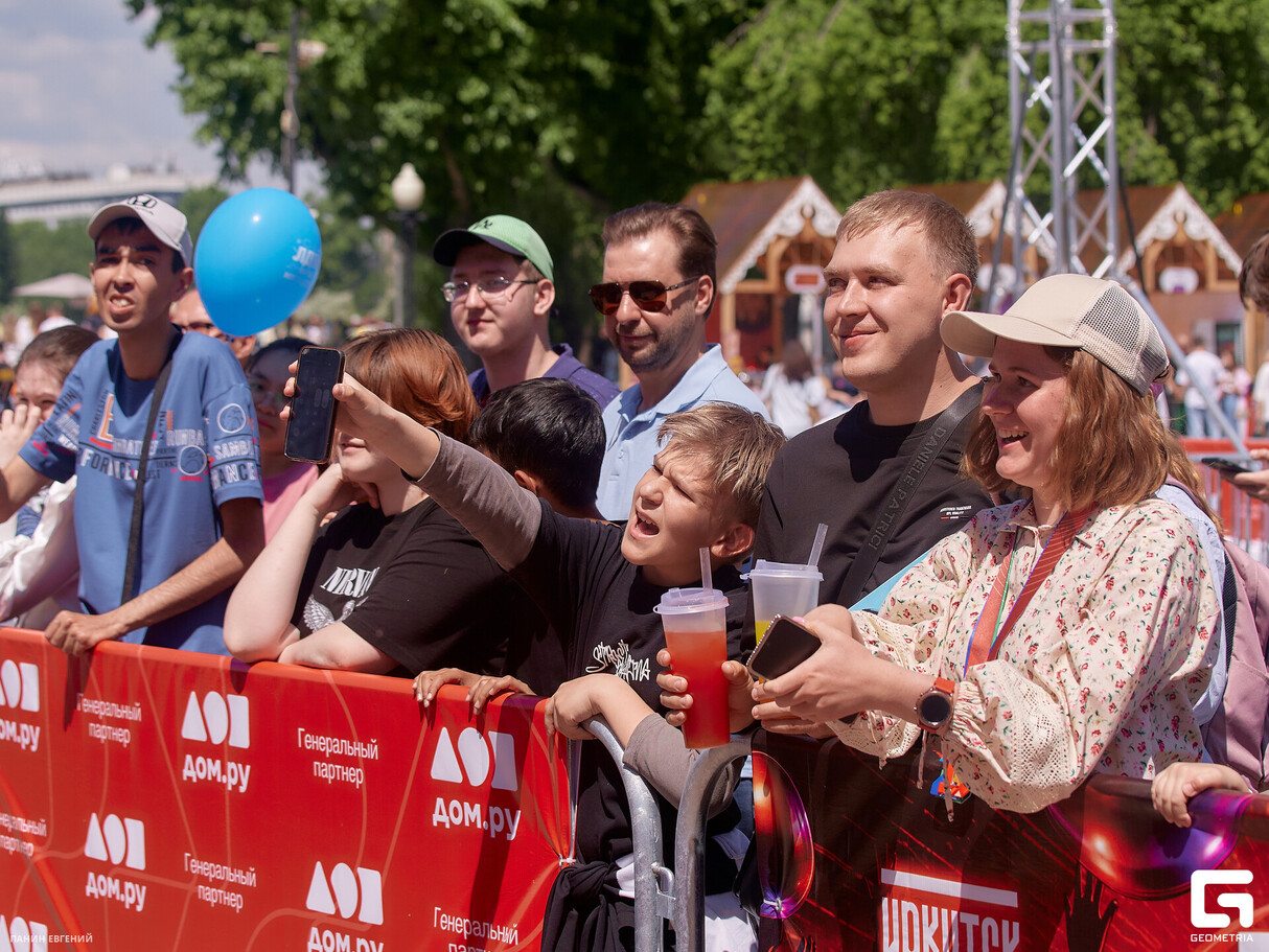 Рекордный фестиваль "Музыка моего города" от Радио mCm в День города 18