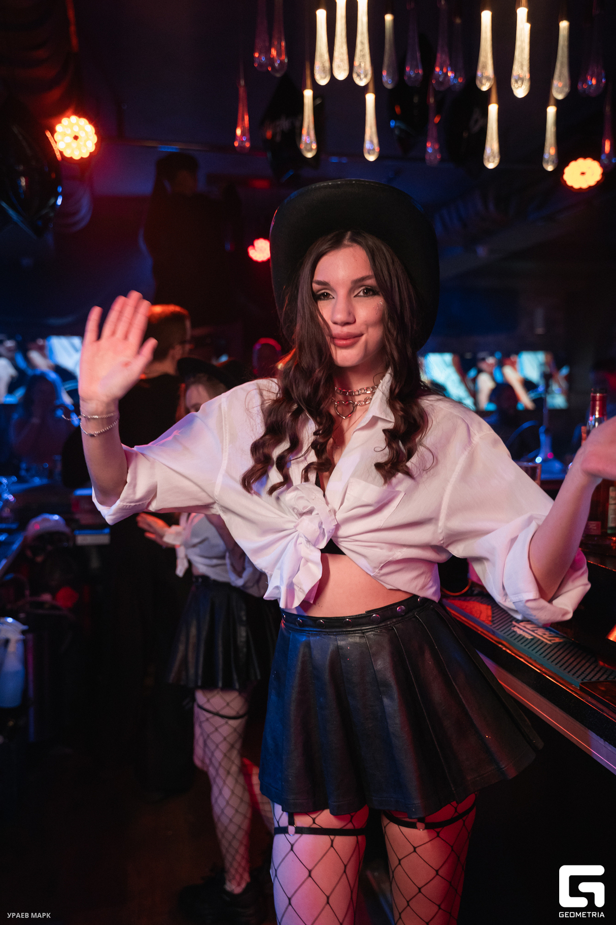 ПЯТНИЦА В BESTUZHEV BAR 16