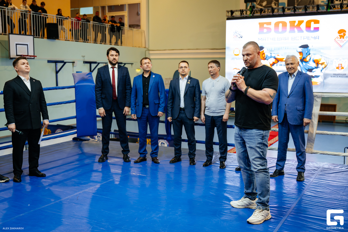 Матчевая встреча по боксу 21
