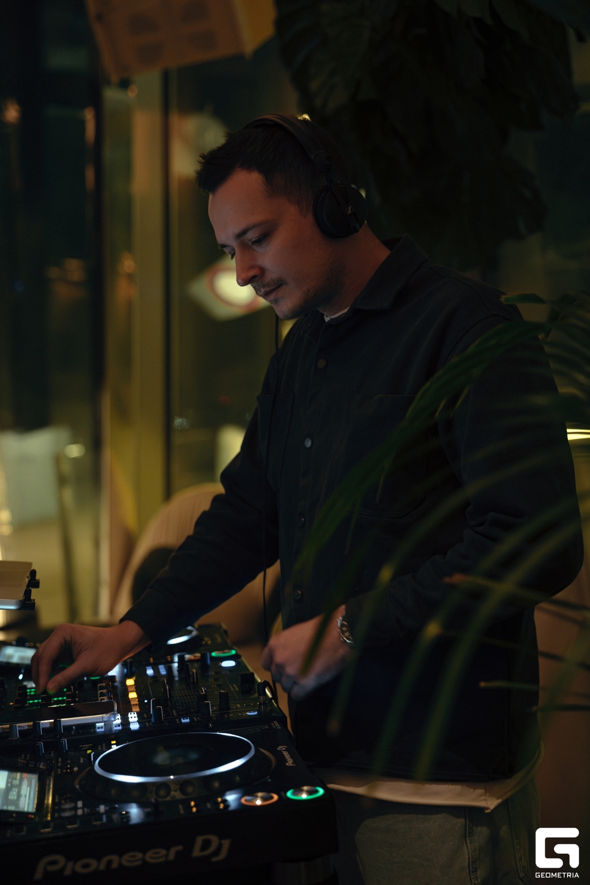 RESIDENTS NIGHT 28