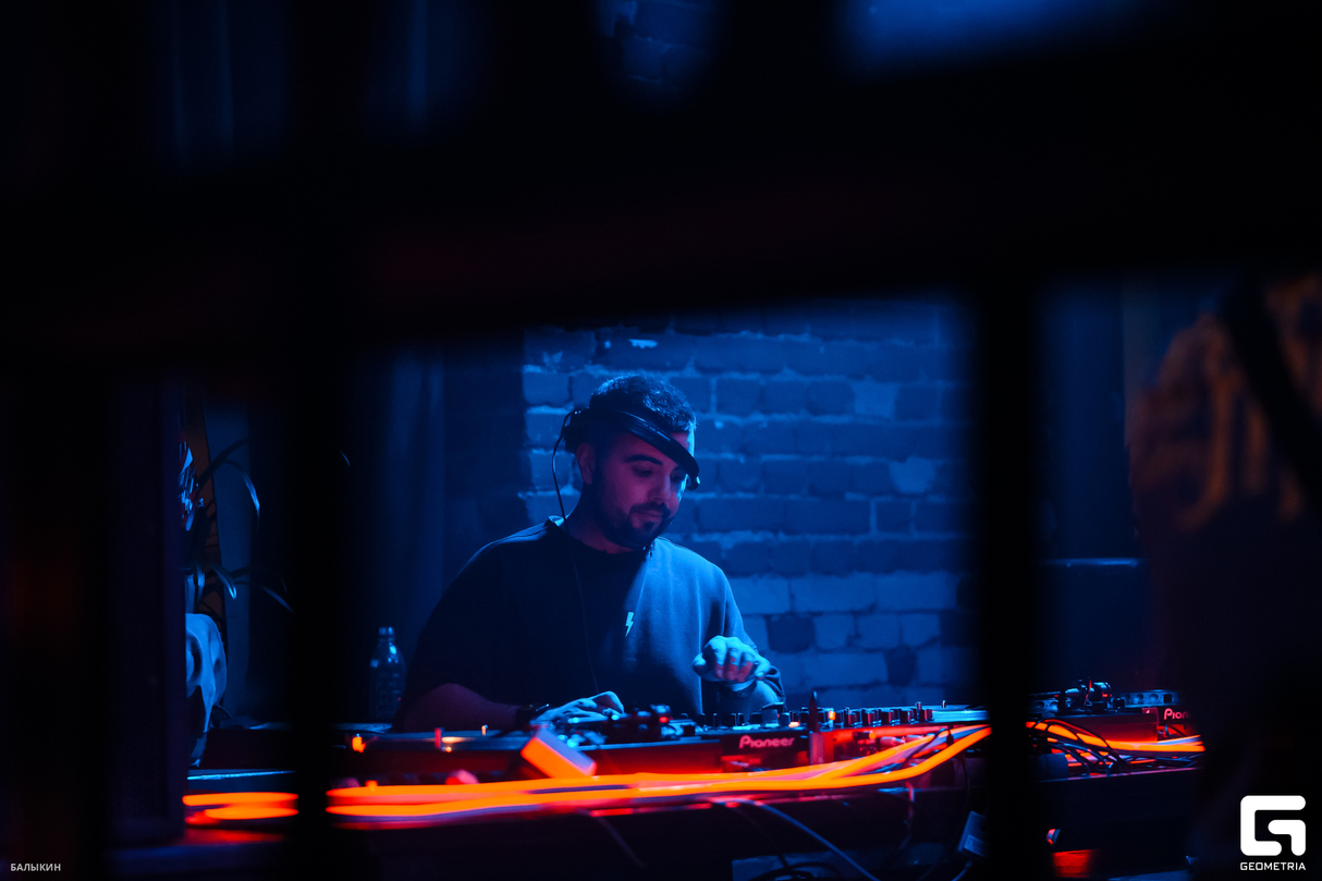 Groovemode, The Porcupine Dilemma 14
