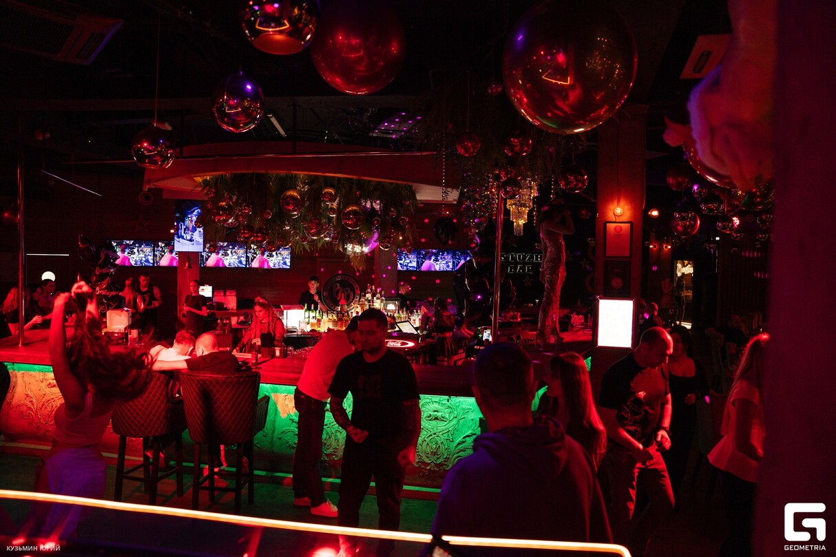 СУББОТА В BESTUZHEV BAR 17