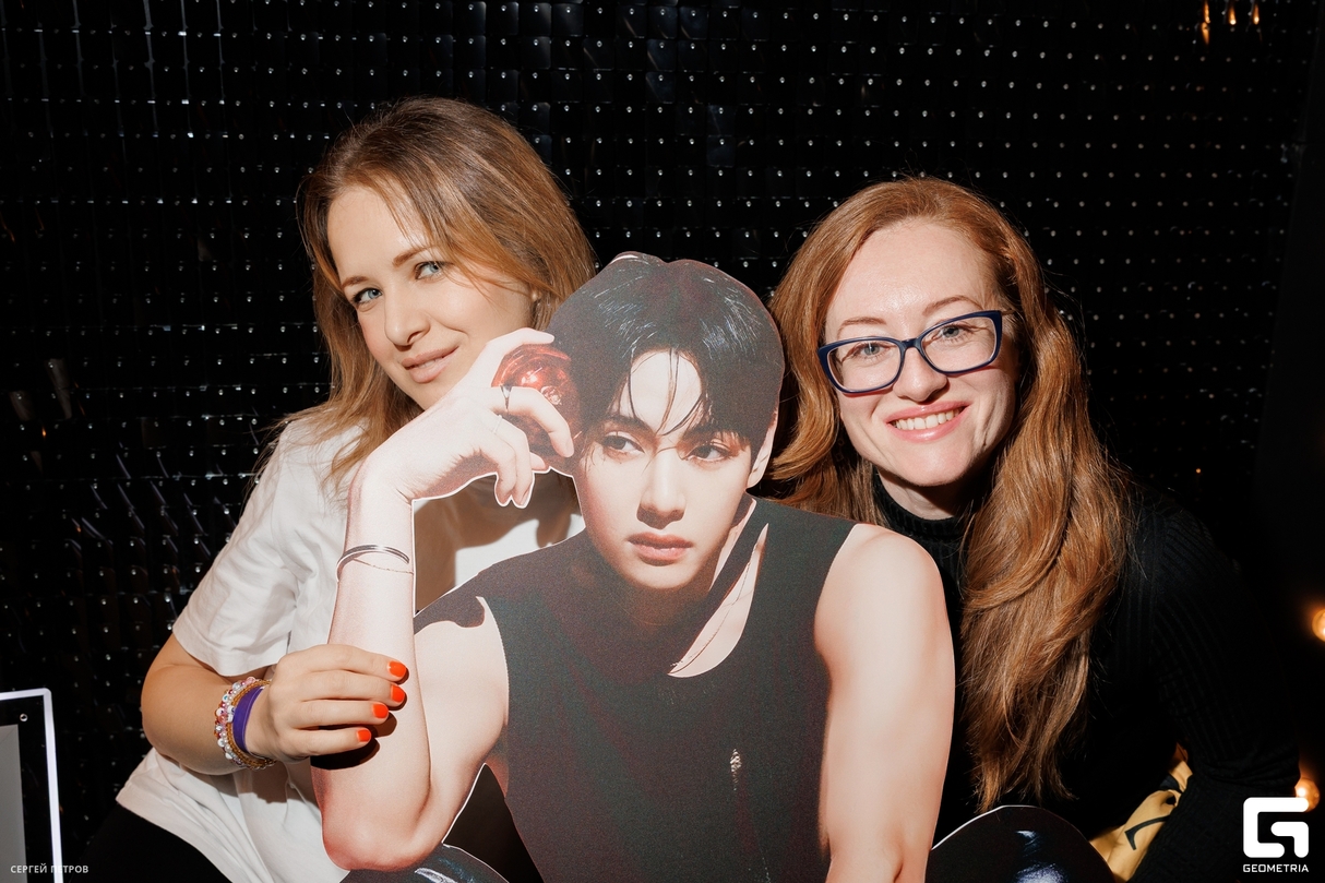 V: AFTER PARTY | 7 WITH U 14