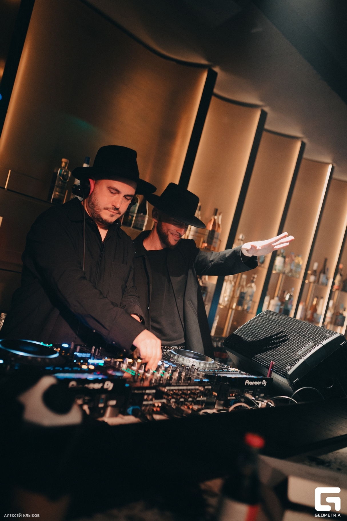 RESIDENTS NIGHT 13