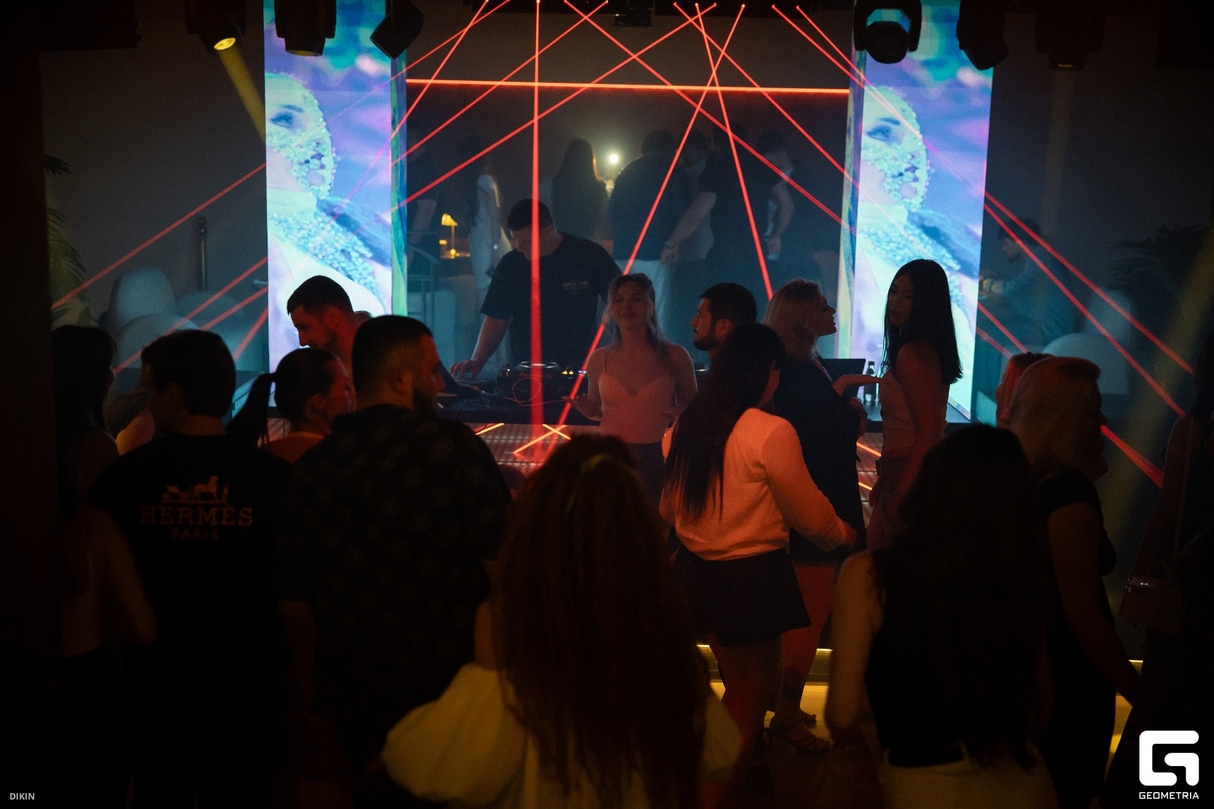 Saturday Night 21
