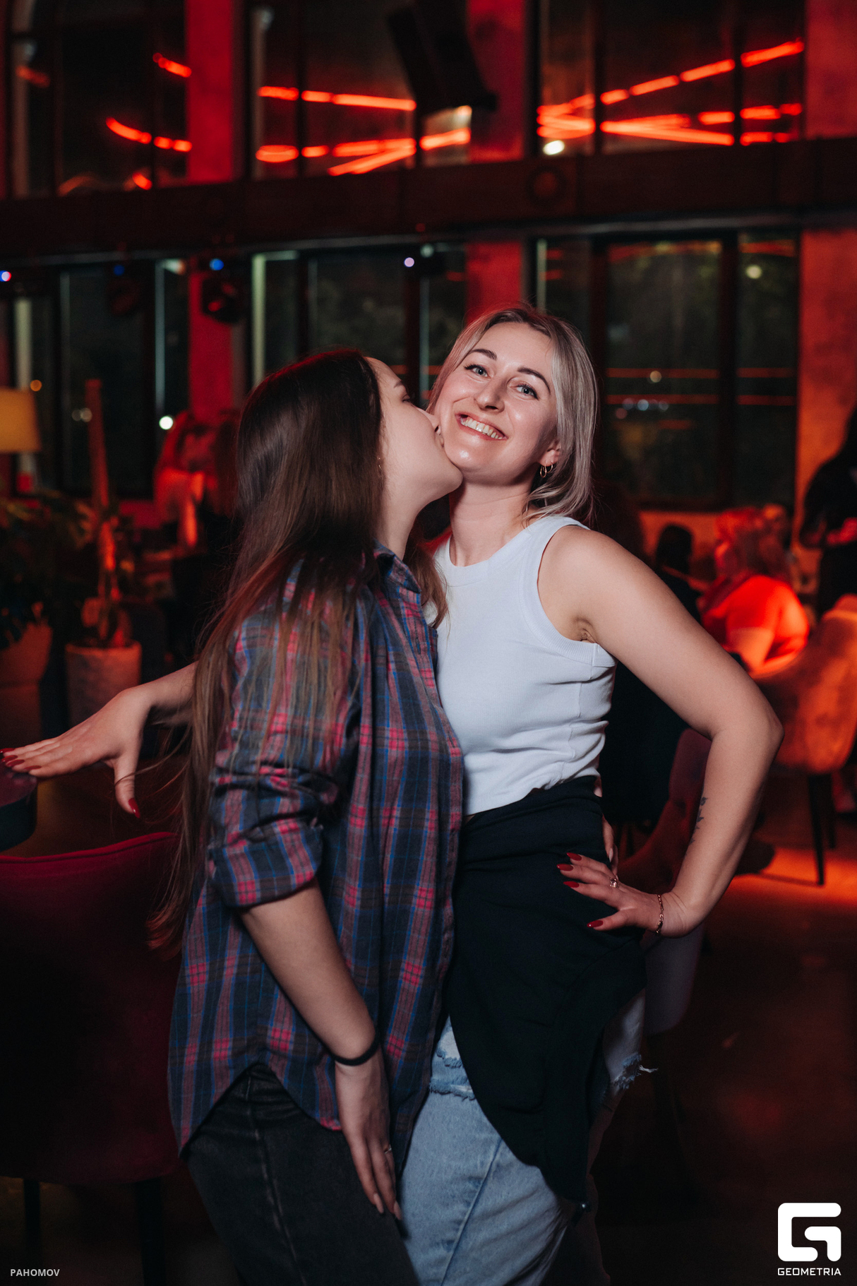 Saturday party 19