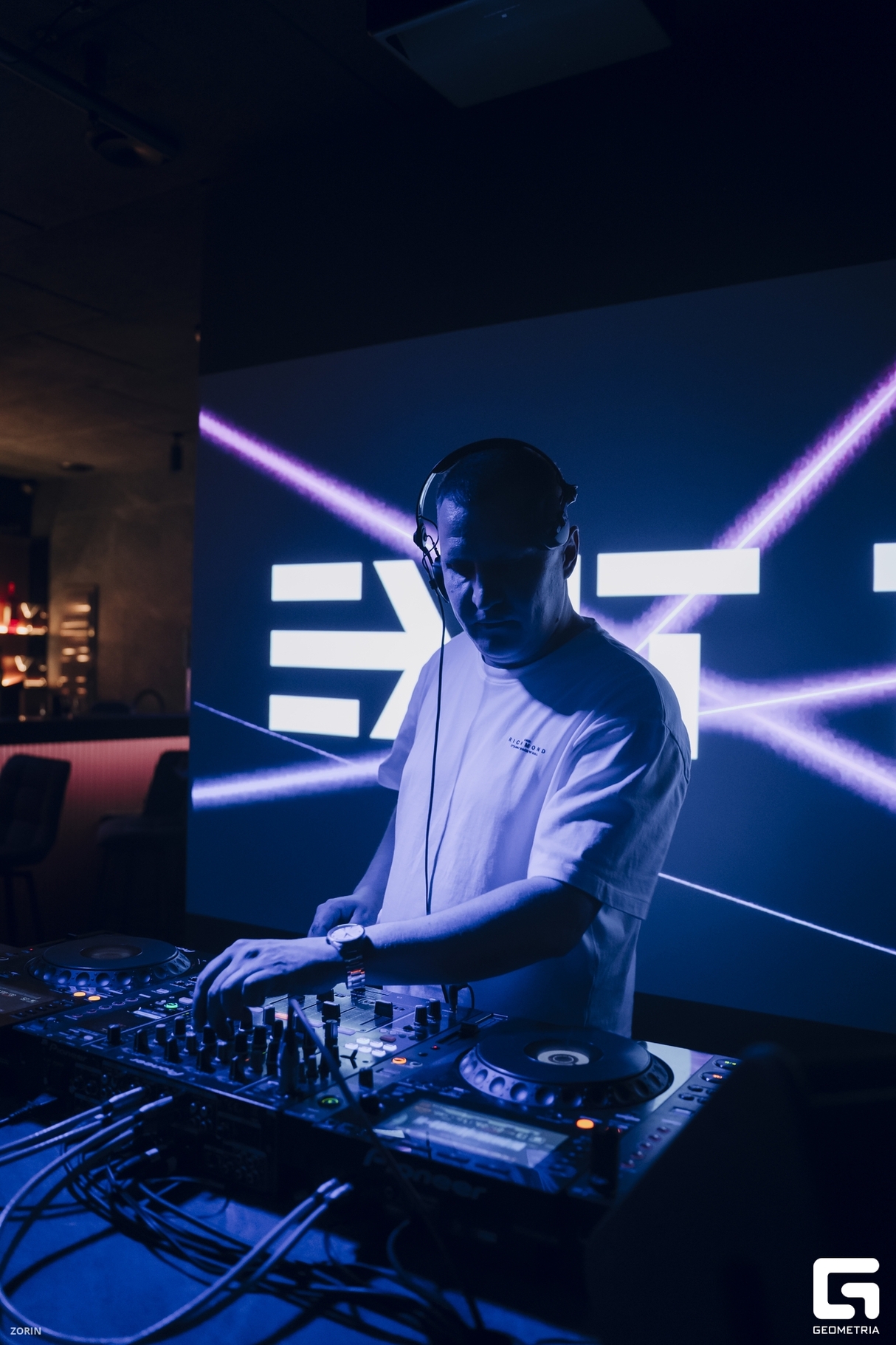 BRUSS ALL NIGHT LONG в баре EXIT 13 8