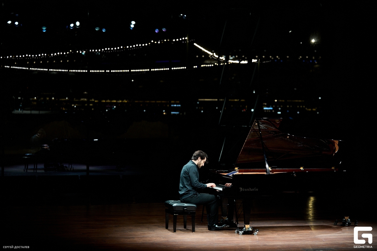 Pianissimo: Абисал Гергиев 27