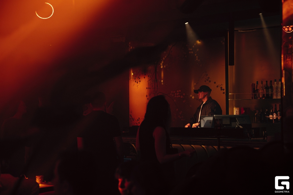 RESIDENTS NIGHT 19
