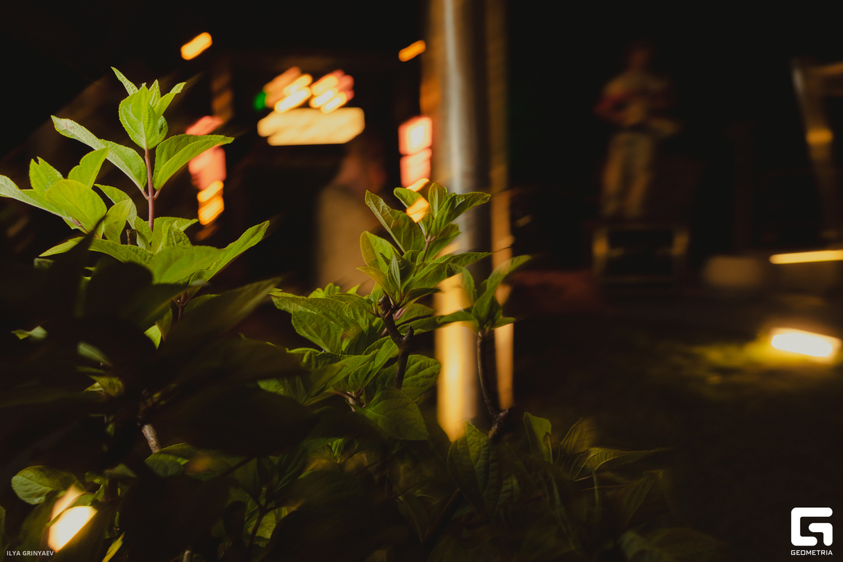 RESIDENTS NIGHT 9