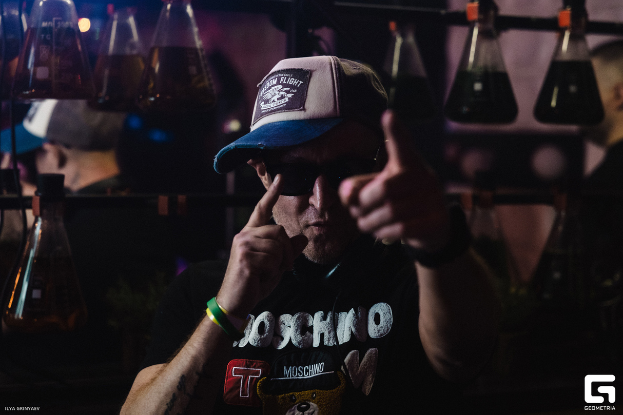Jon.K 14