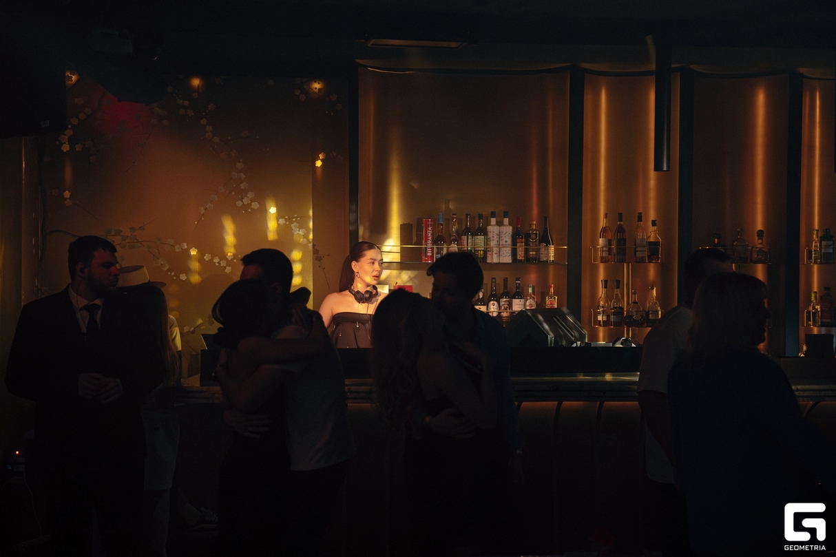 RESIDENTS NIGHT 17