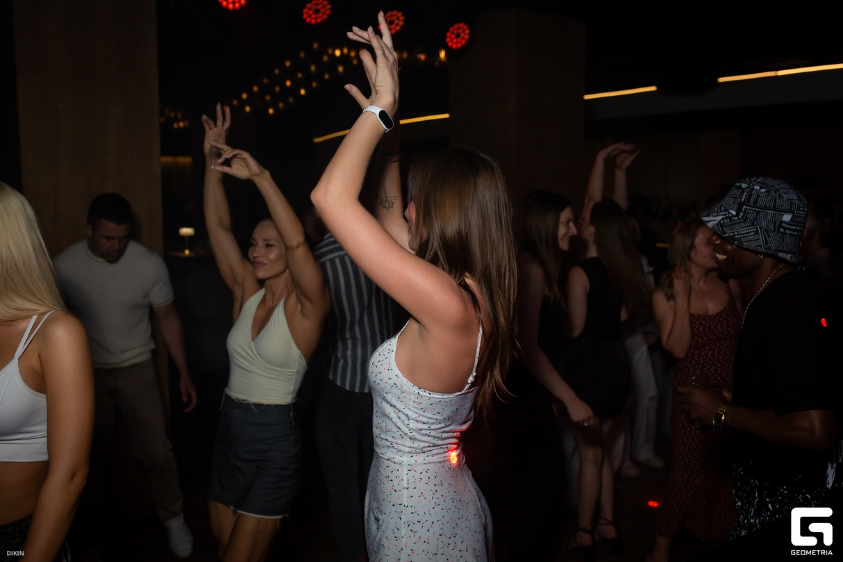 Saturday Night 11