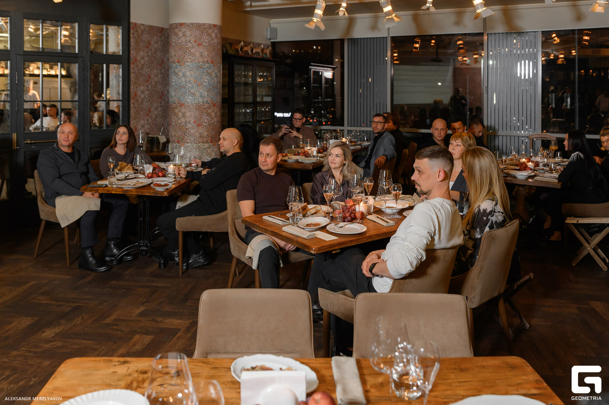 Путешествие в мир Пинотажа в MITRICH STEAKHOUSE 25