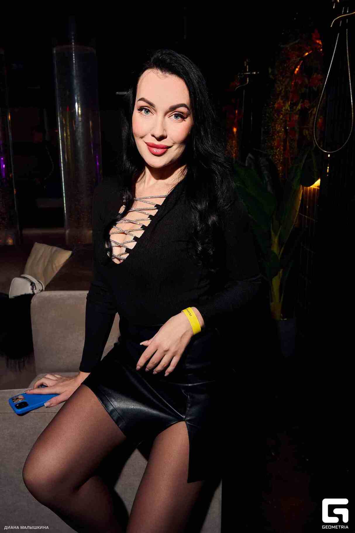 НОСТАЛЬGEE 19