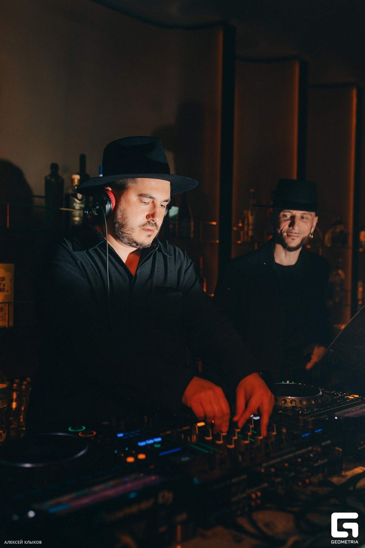 RESIDENTS NIGHT 27