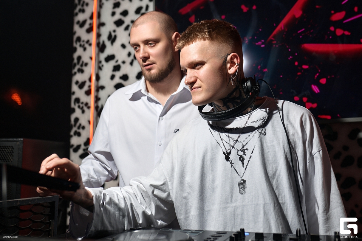 БЕЗУМАРТ в Nebar 8