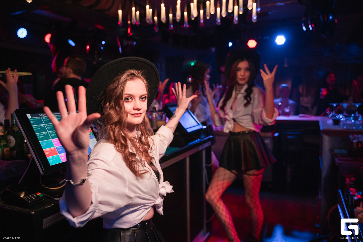 ПЯТНИЦА В BESTUZHEV BAR 15