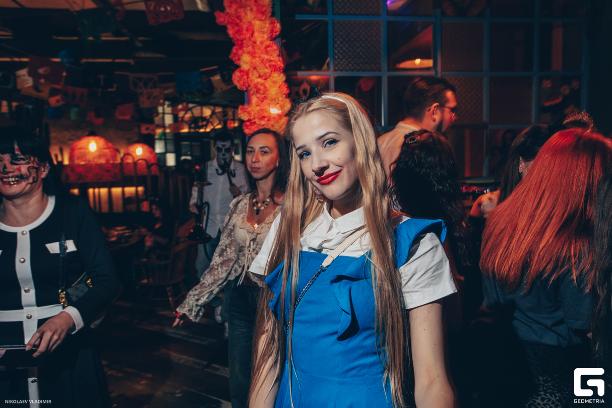 HALLOWEEN, pt. 2 13