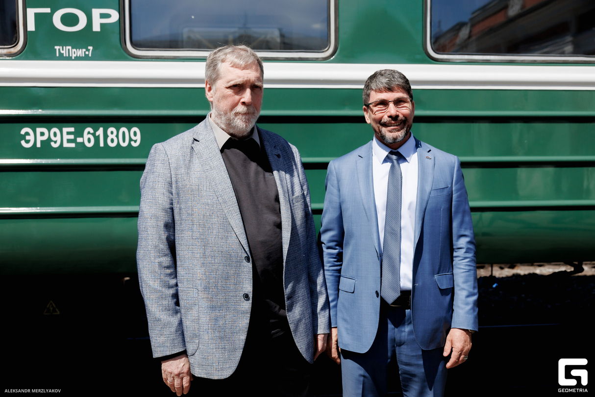 Запуск восстановленного ретроэлектропоезда ЭР9Е № 618 «Красная птица» 8