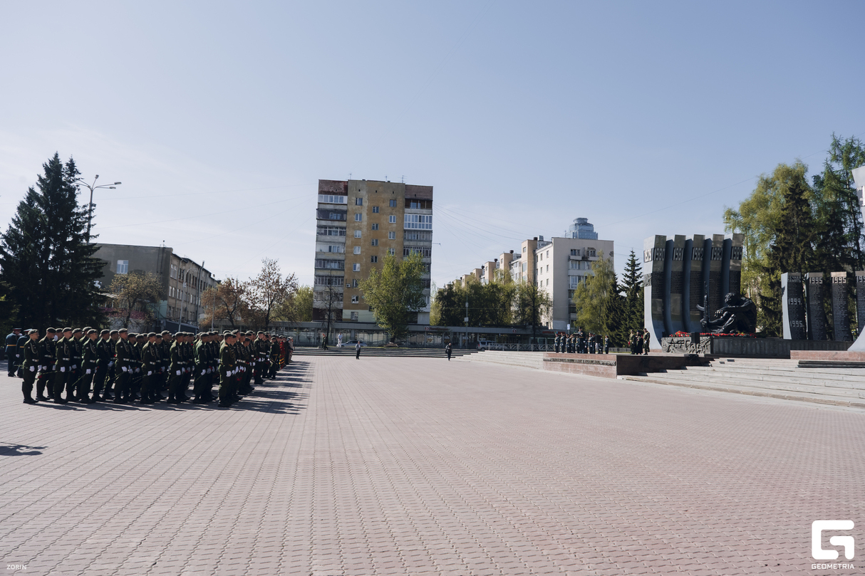 Возложение цветов и венков к мемориалу уральским воинам – интернационалистам «Черный тюльпан» 14